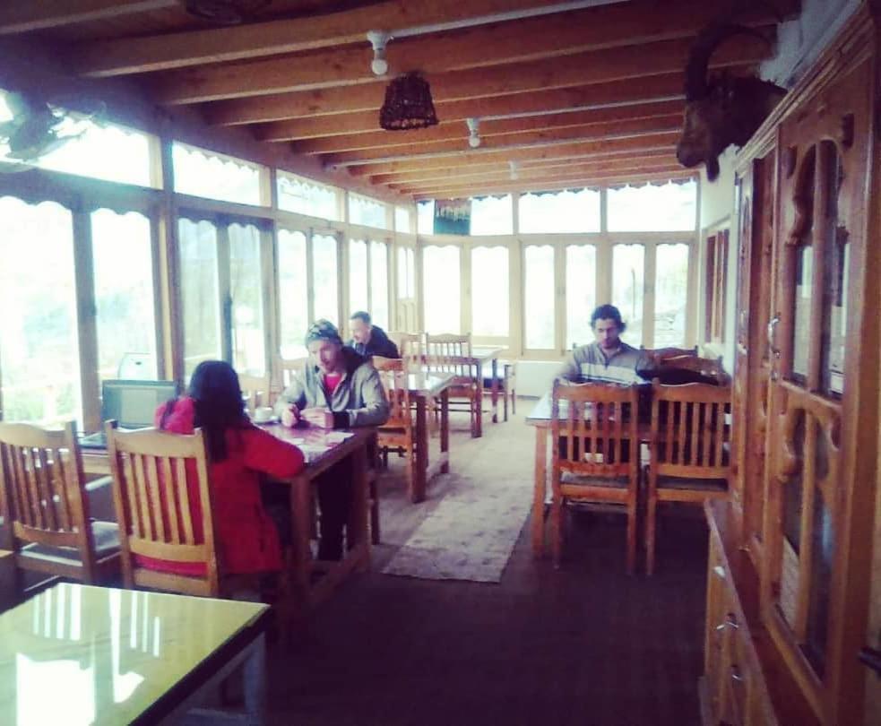 Tourist Cottage Hunza Karimabad  Exterior foto